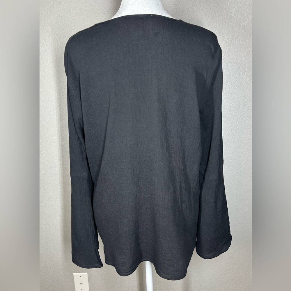 Women’s Michaels Black Blouse With Gold Chain Accent Embellishment Size L - Picture 6 of 11